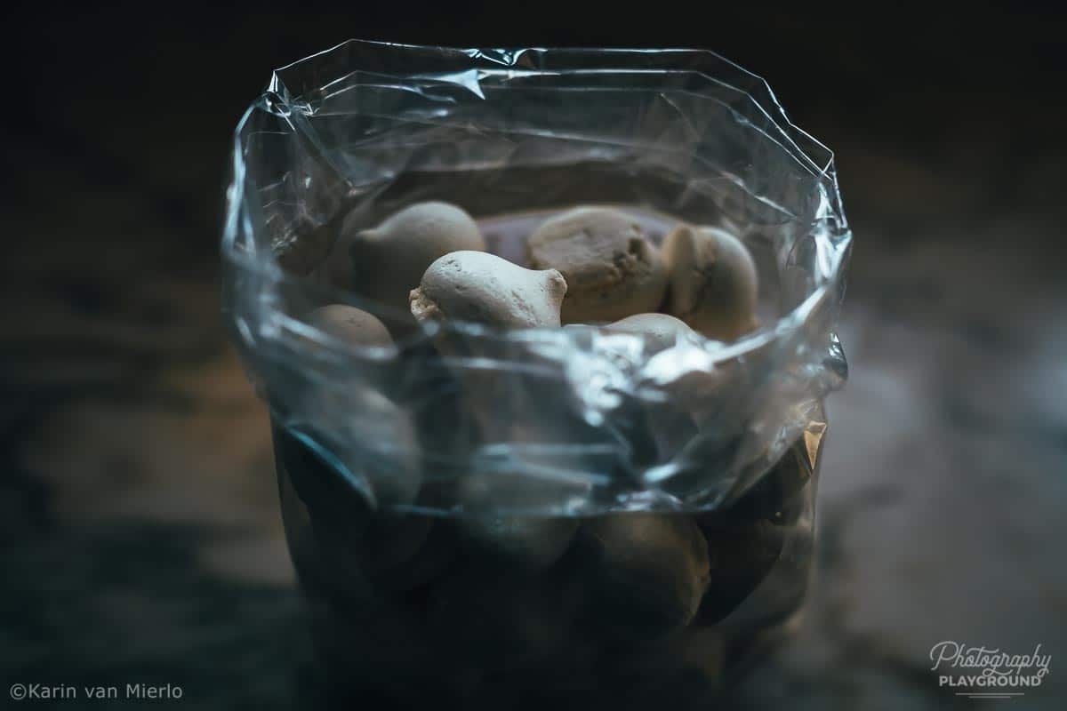 Photography Project: 9 photos of the same object, famous photography projects, creative photography ideas| Photo: an open bag of meringues ©Karin van Mierlo. Photography Playground